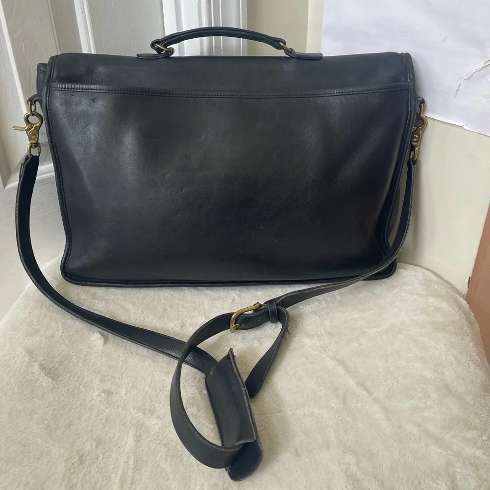 Coach Vintage Black Leather briefcase GUC